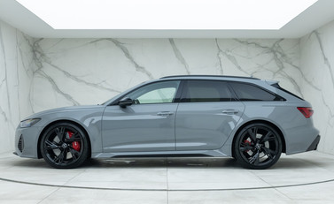 Audi RS6 Avant Carbon Black 2