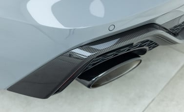 Audi RS6 Avant Carbon Black 35