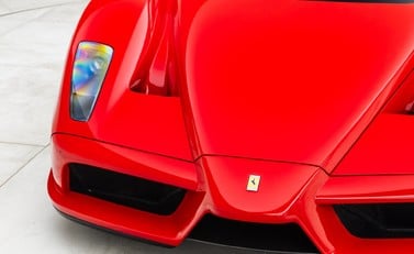 Ferrari Enzo 28