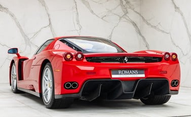 Ferrari Enzo 10