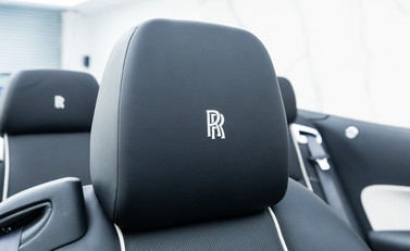 Rolls-Royce Dawn Black Badge 16