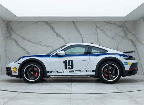 Porsche 911 Dakar 2
