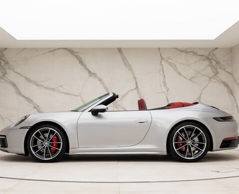 Porsche 911 Carrera 4S Cabriolet (992) 