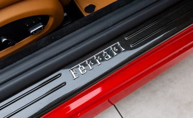 Ferrari California T 25