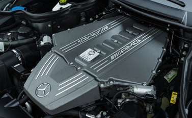 Mercedes-Benz SLS AMG 37