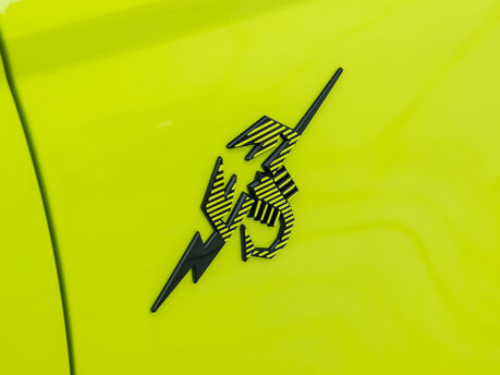 Abarth 500e Scorpionissima