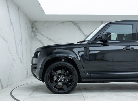 Land Rover Defender 110 V8 30