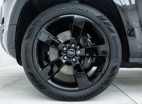 Land Rover Defender 110 V8 26