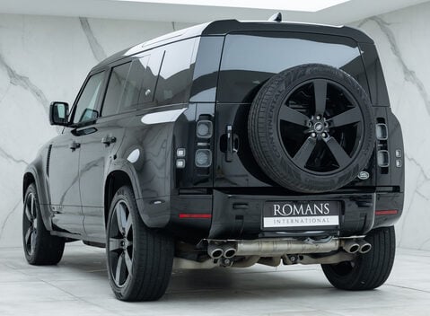 Land Rover Defender 110 V8 7