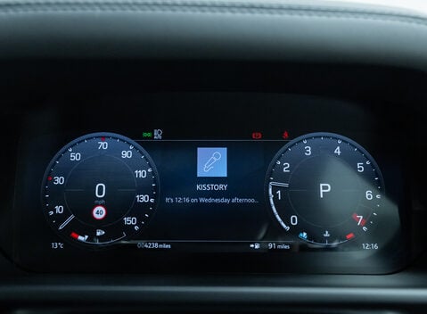 Land Rover Defender 110 V8 17