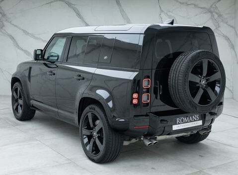 Land Rover Defender 110 V8 8