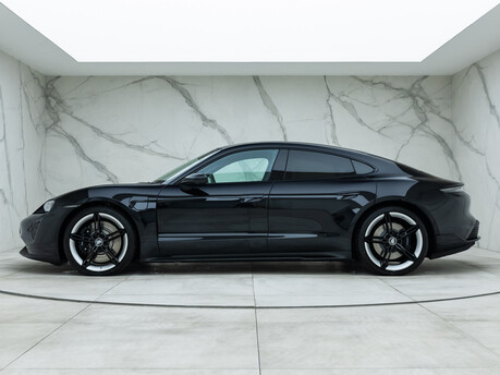 Porsche Taycan 4S