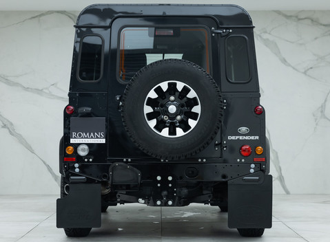 Land Rover Defender 90 XS 5