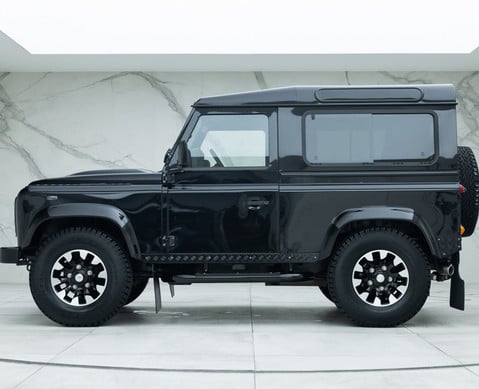 Land Rover Defender 90 XS 