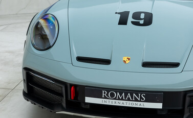 Porsche 911 Dakar 33
