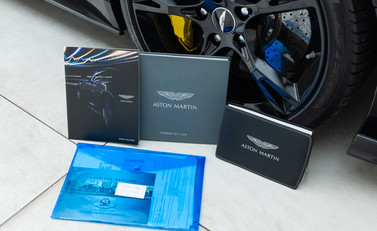 Aston Martin Vanquish S 38