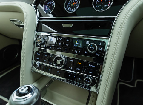 Bentley Mulsanne V8 Mulliner 24