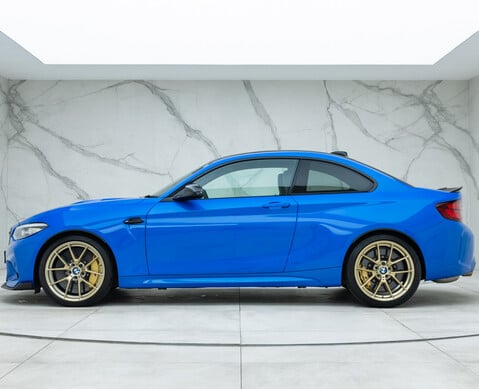 BMW M2 CS