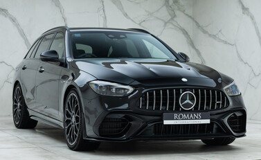 Mercedes-Benz C63 S AMG E Performance Estate Night Edition 6