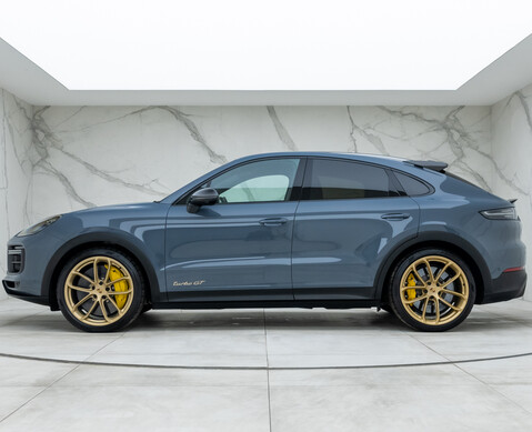 Porsche Cayenne Turbo GT