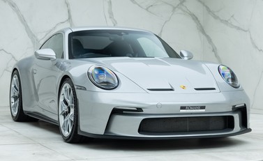 Porsche 911 GT3 Touring (992) 5