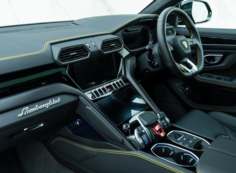 Lamborghini Urus S 17