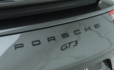 Porsche 911 GT3 (991.2) 27
