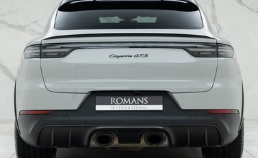 Porsche Cayenne GTS 5