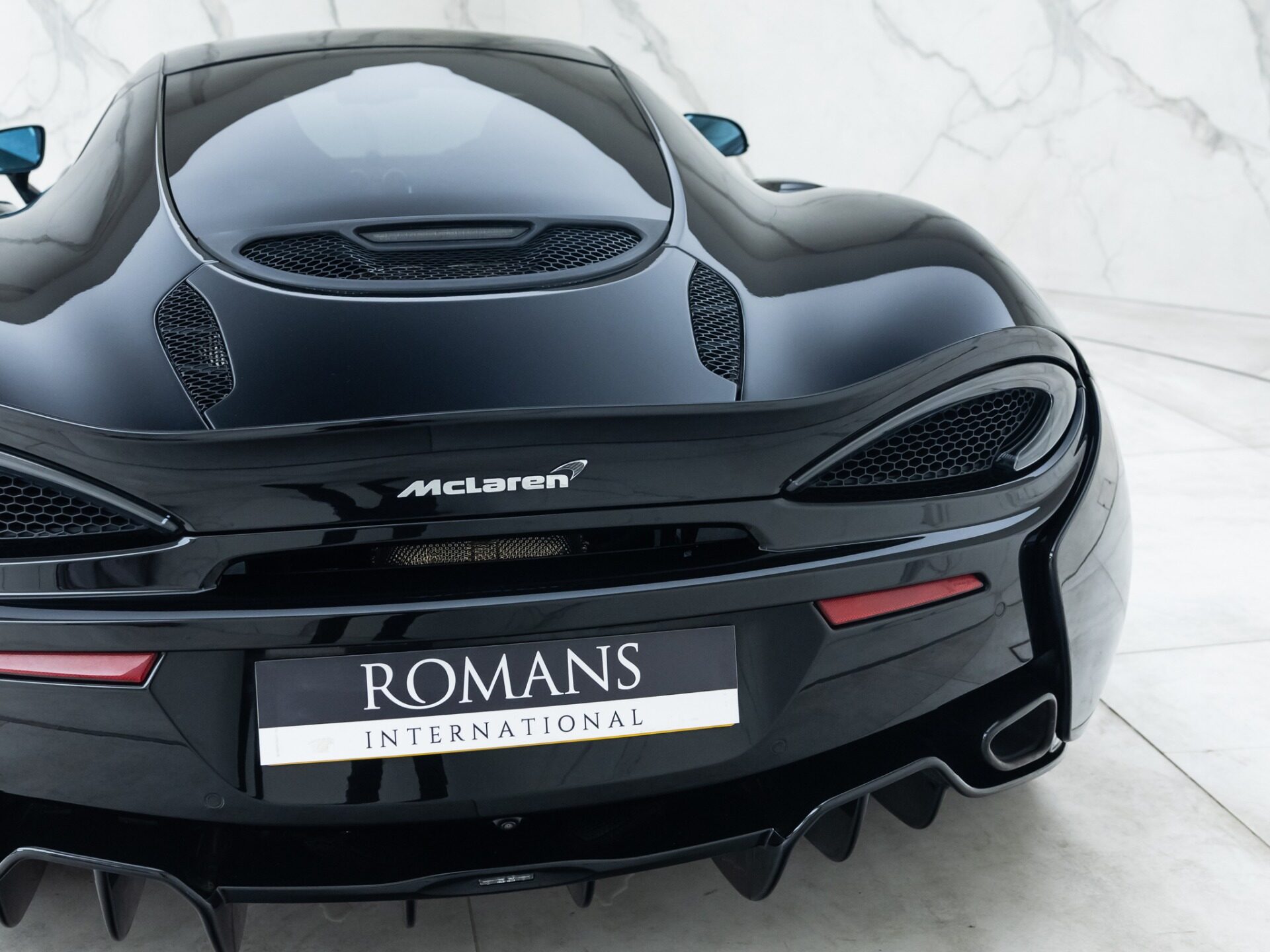 McLaren 570 GT (TrueScale) 1:43