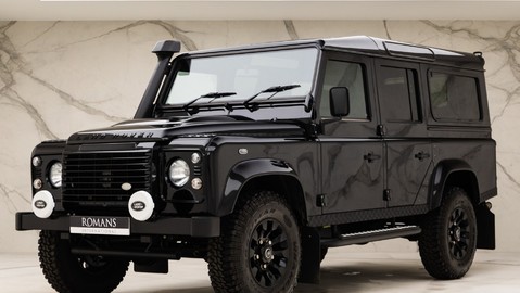 Land Rover Defender 110 XS 