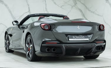 Ferrari Portofino M 10
