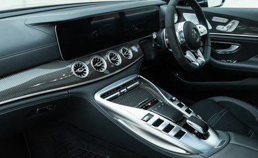Mercedes-Benz Amg GT 63 S 4-Door 17