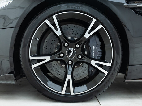 Aston Martin Vanquish S Ultimate