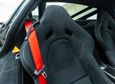 McLaren 765LT 16