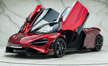 McLaren 765LT 2