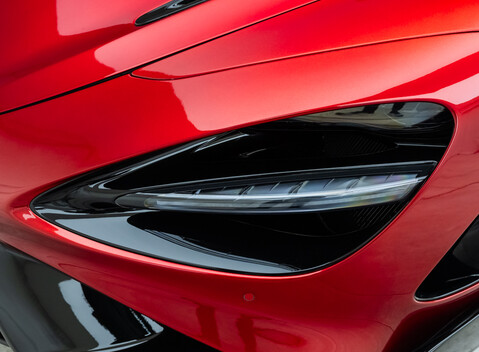 McLaren 765LT 34