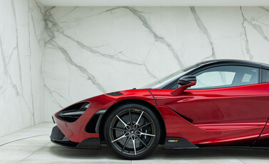 McLaren 765LT 40