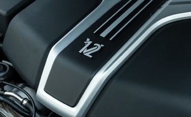 Rolls-Royce Dawn Black Badge 35