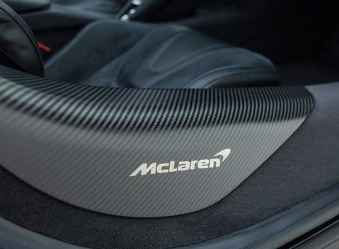 McLaren 720S Performance Spider 35