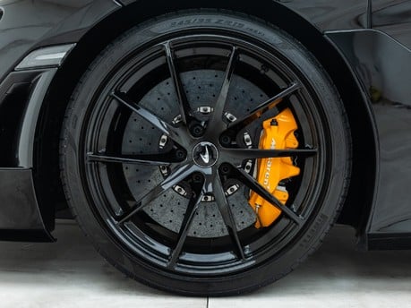 McLaren 720S Performance Spider 