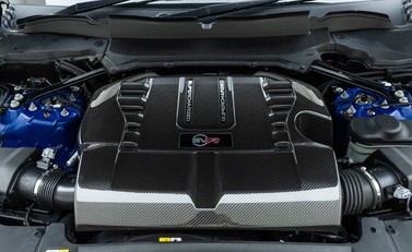 Land Rover Range Rover Sport SVR Carbon Edition 34