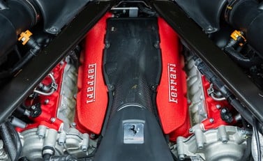 Ferrari SF90 Stradale 41