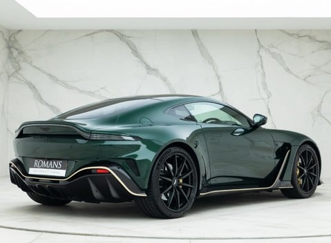 Aston Martin V12 Vantage 3