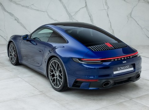 Porsche 911 Carrera 4S (992) 9