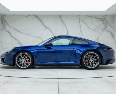 Porsche 911 Carrera 4S (992)