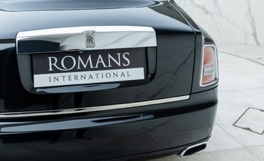 Rolls-Royce Phantom Series II 37