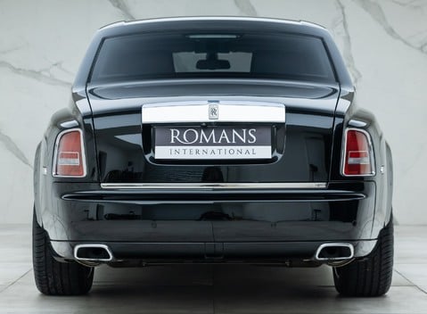 Rolls-Royce Phantom Series II 5