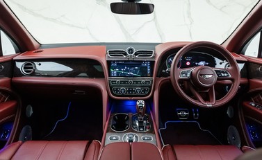 Bentley Bentayga Hybrid First Edition 19