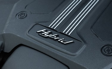 Bentley Bentayga Hybrid First Edition 45