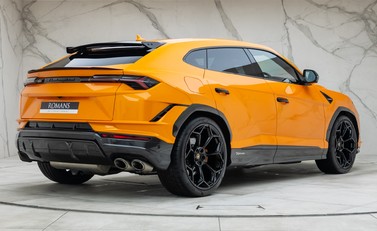 Lamborghini Urus Performante 3